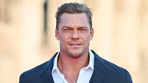 Alan Ritchson Caught on Video in Alleged Neighborhood Altercation, Sparks Investigation and Online Debate